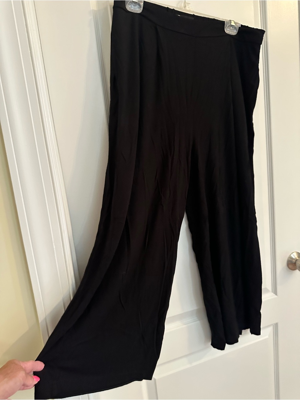 VERSONA Stretch Wide Leg Black Pull On Crop Pants